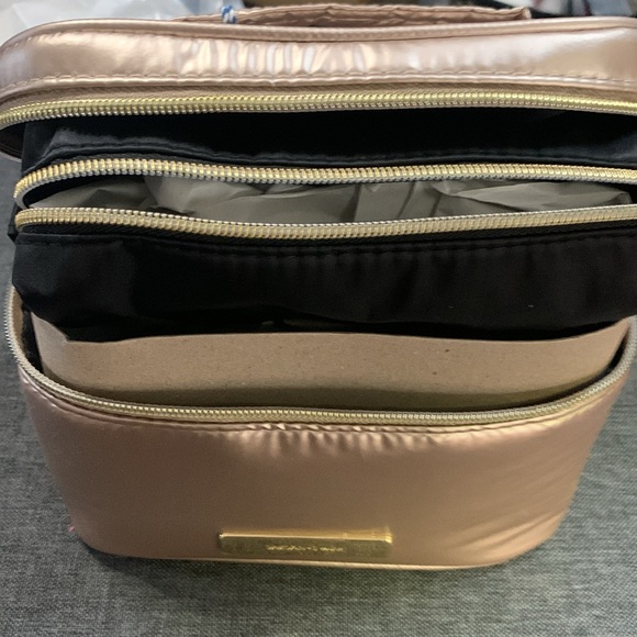 TARTAN+TWINE 2 PIECE TRAVEL BAG - Picture 2 of 3